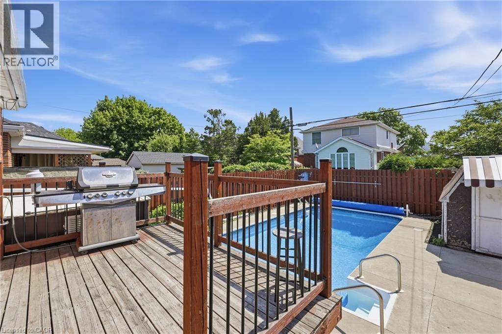97 Tragina Avenue S, Hamilton, ON