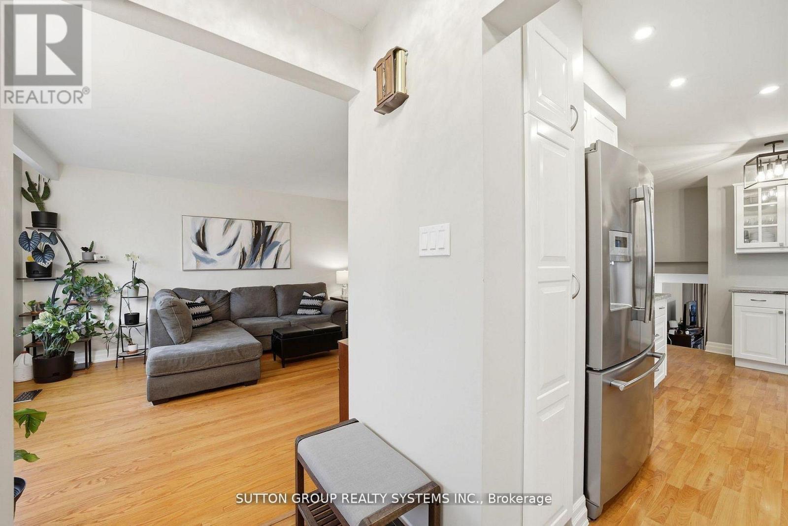 1535 Thetford Court, Mississauga, ON