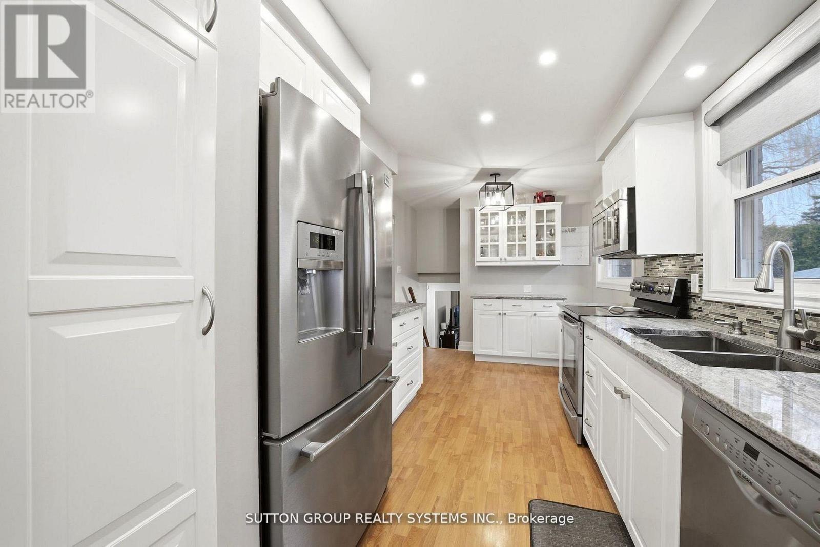 1535 Thetford Court, Mississauga, ON