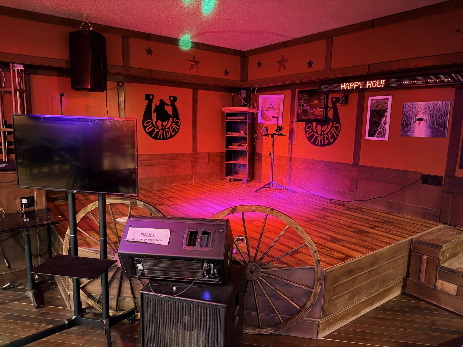 9904-9906 105 Street, Westlock, AB