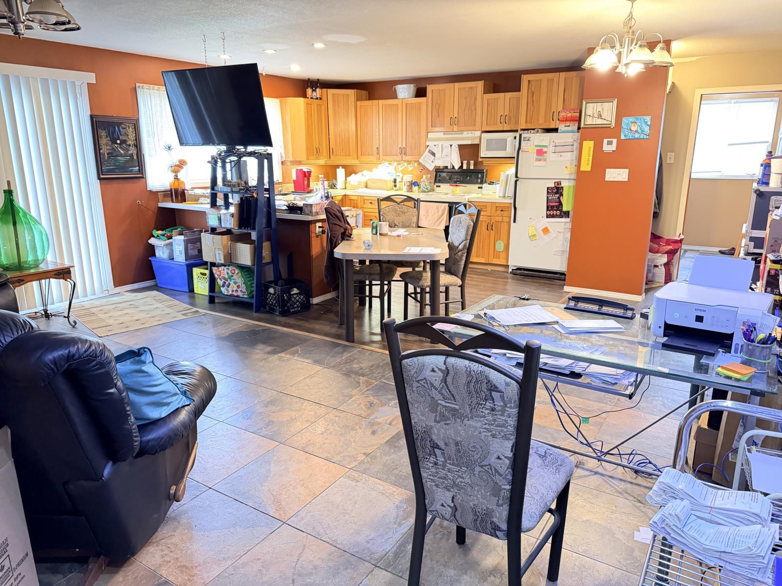 9904-9906 105 Street, Westlock, AB