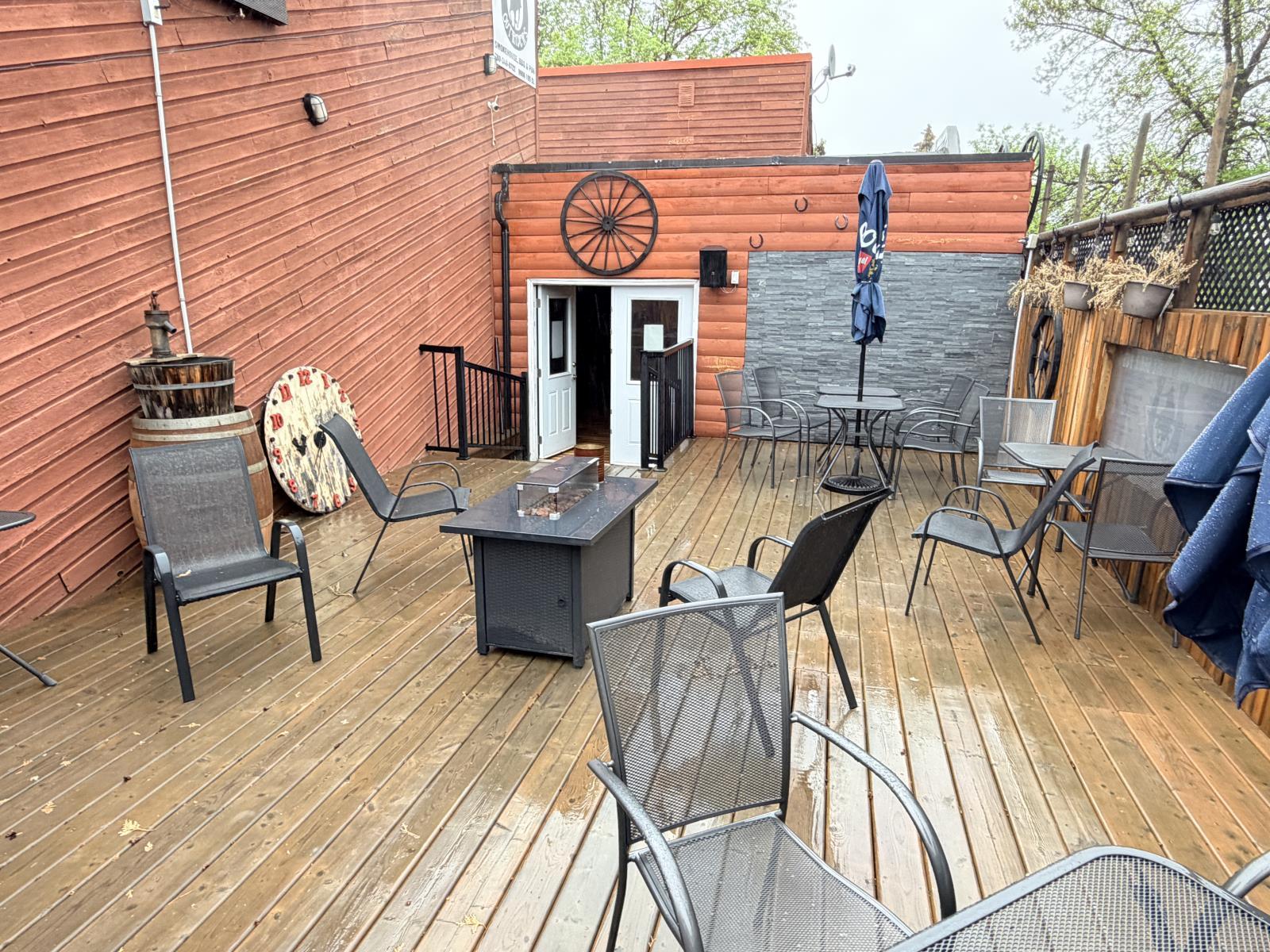 9904-9906 105 Street, Westlock, AB