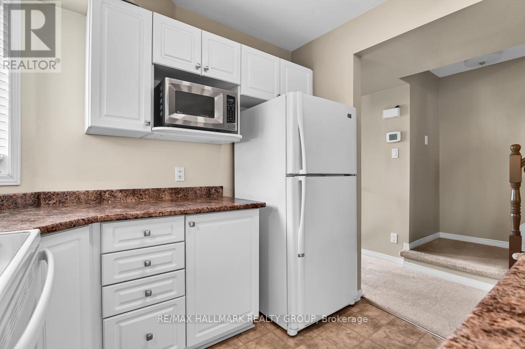 39 Strathaven Private, Ottawa, ON