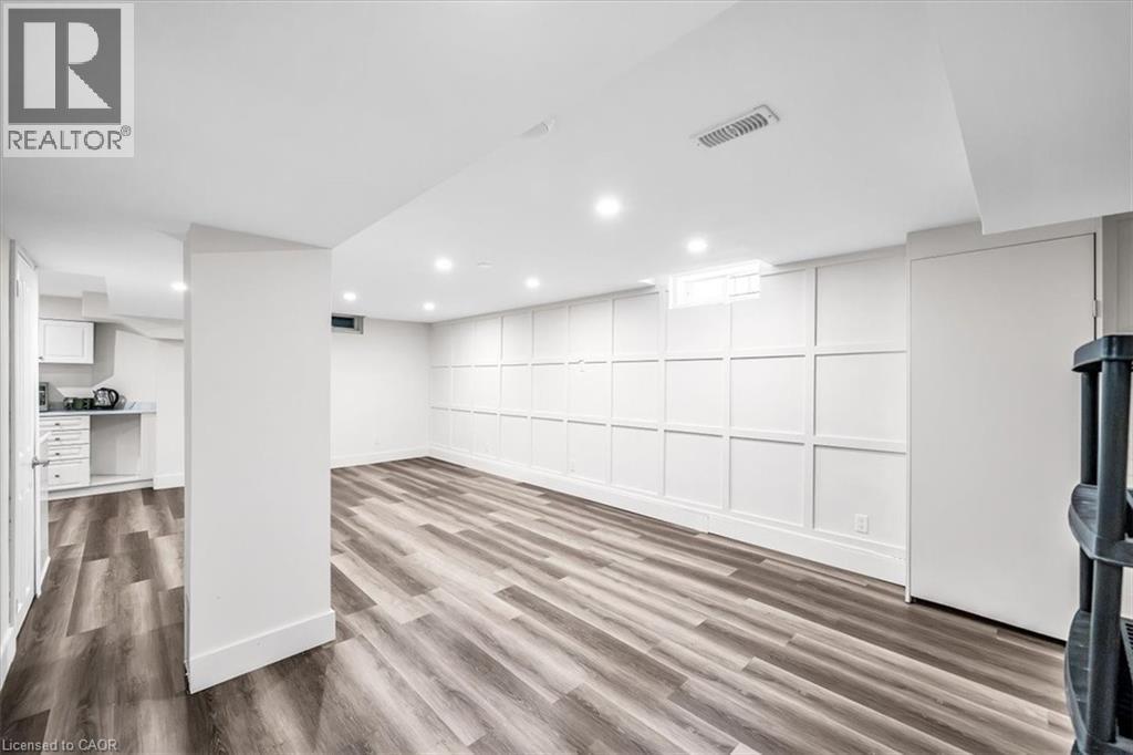 732 Bennett Crescent, Oshawa, ON