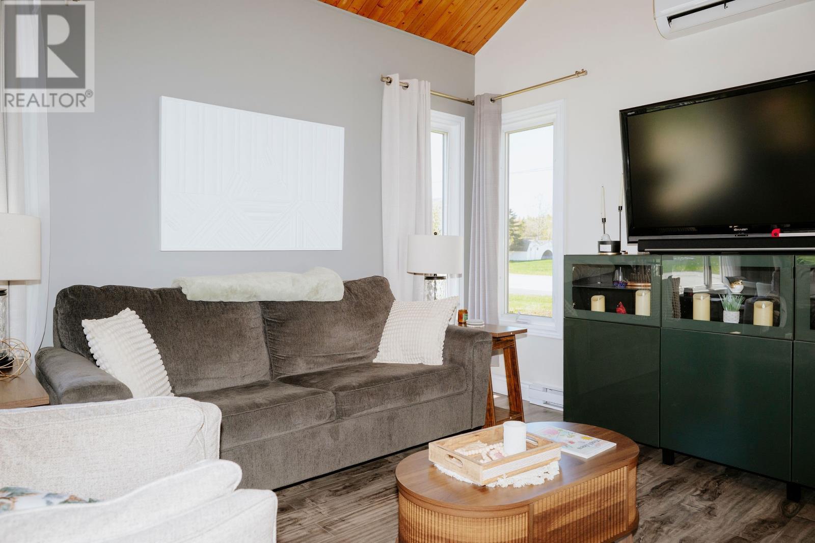 7 Wright Crescent, Gander, NL