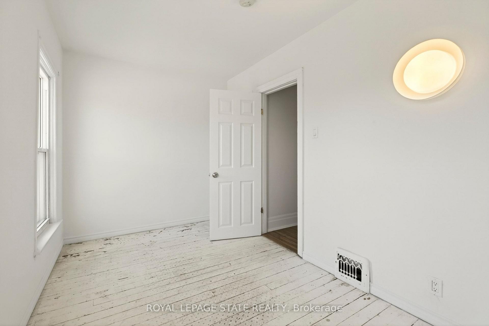 34 Edward Street, Hamilton, ON