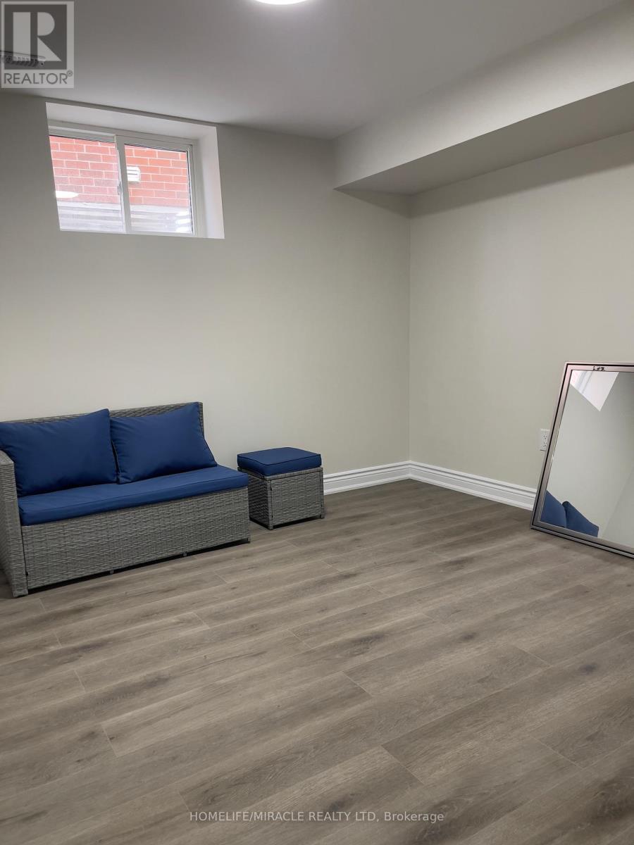 5522 Fleur-De-Lis Court, Mississauga, ON