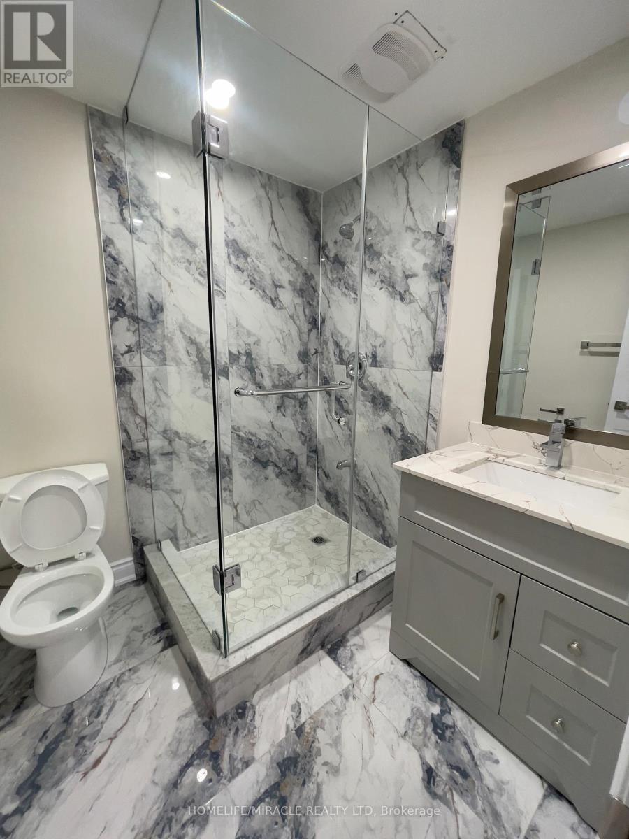 5522 Fleur-De-Lis Court, Mississauga, ON