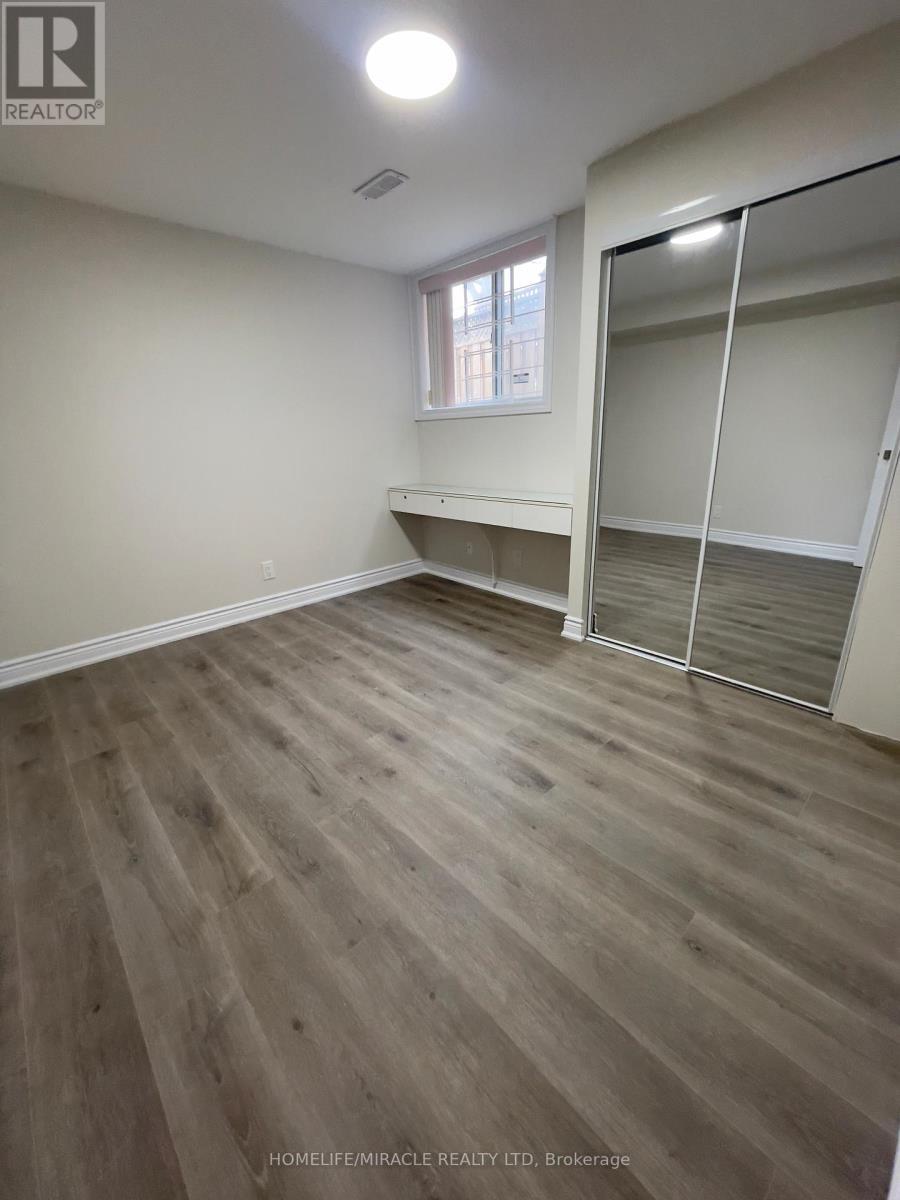 5522 Fleur-De-Lis Court, Mississauga, ON