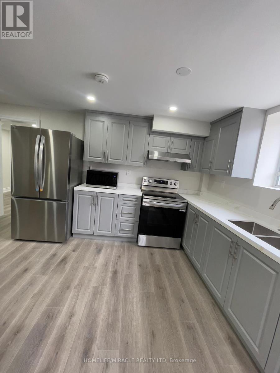 5522 Fleur-De-Lis Court, Mississauga, ON