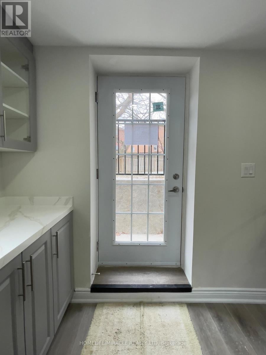 5522 Fleur-De-Lis Court, Mississauga, ON