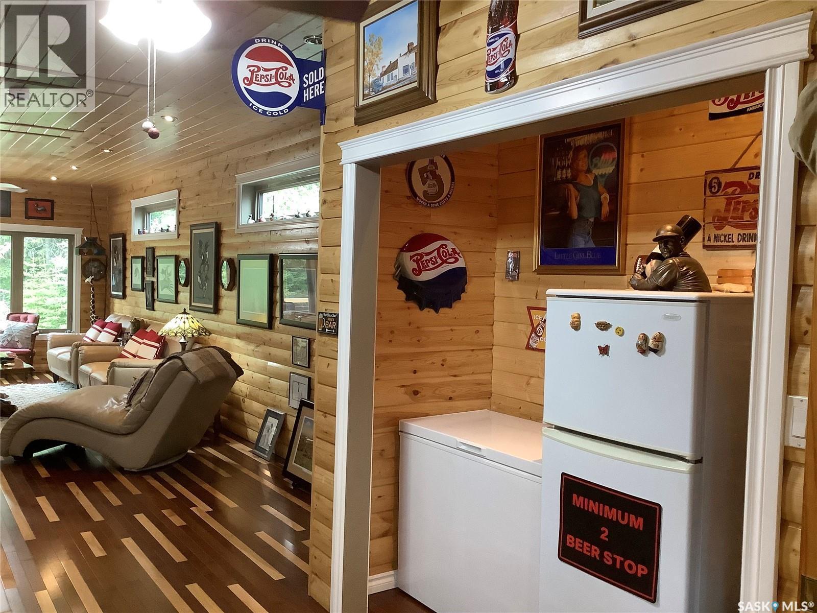 17 Wolf Place, Northern Admin District, SK