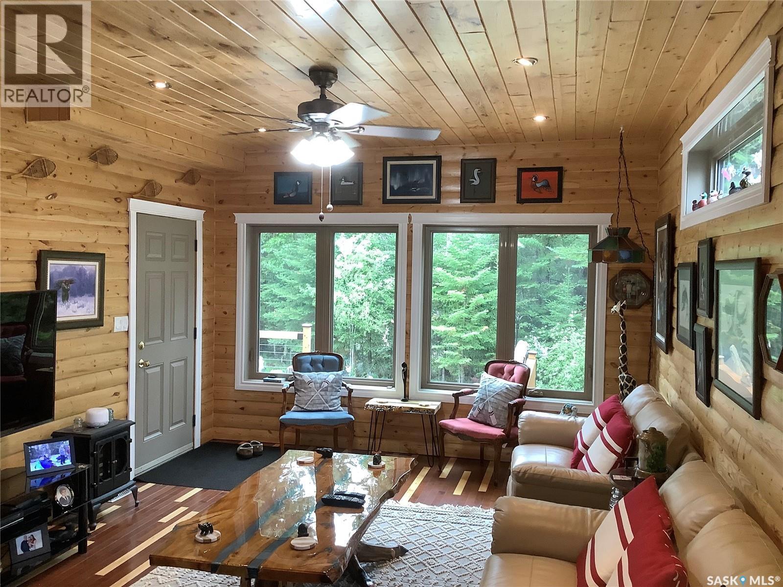 17 Wolf Place, Northern Admin District, SK