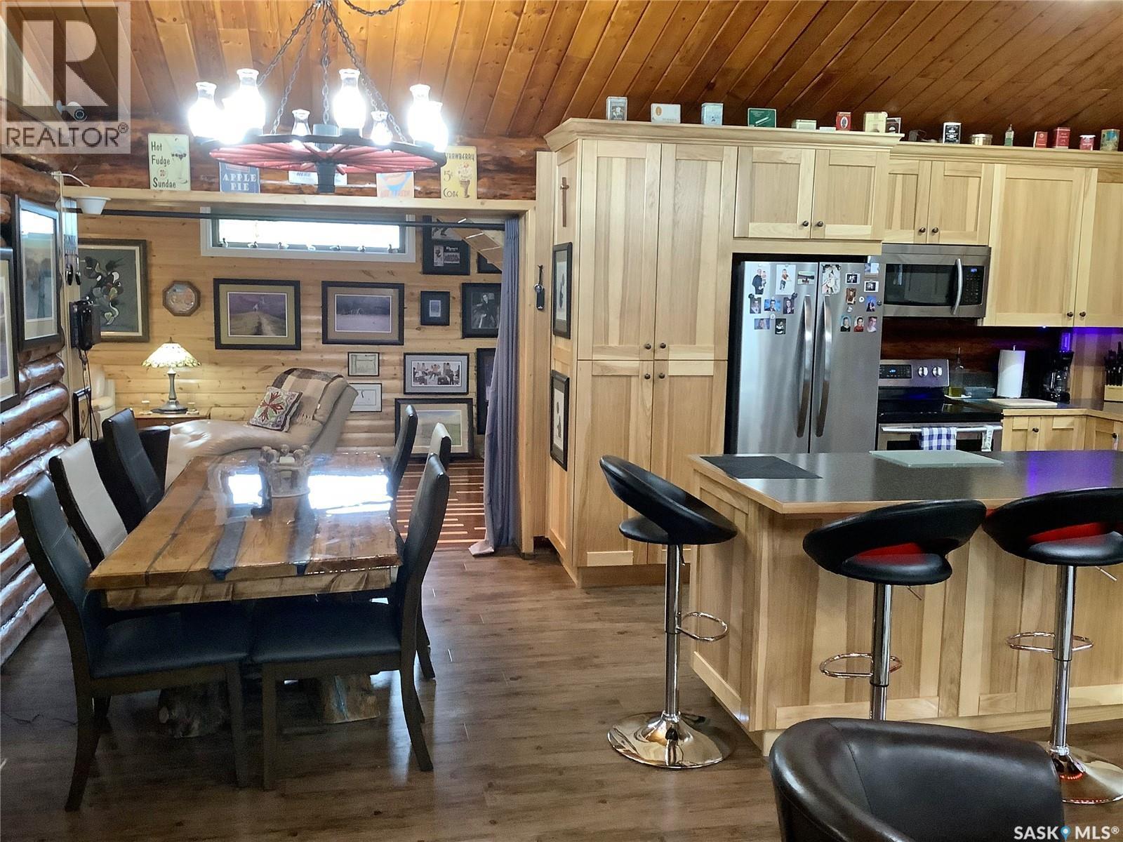 17 Wolf Place, Northern Admin District, SK