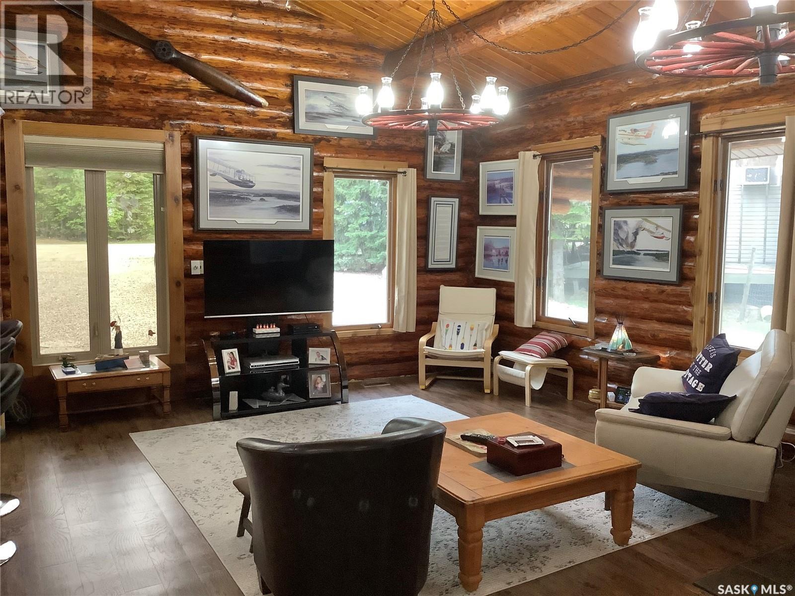 17 Wolf Place, Northern Admin District, SK