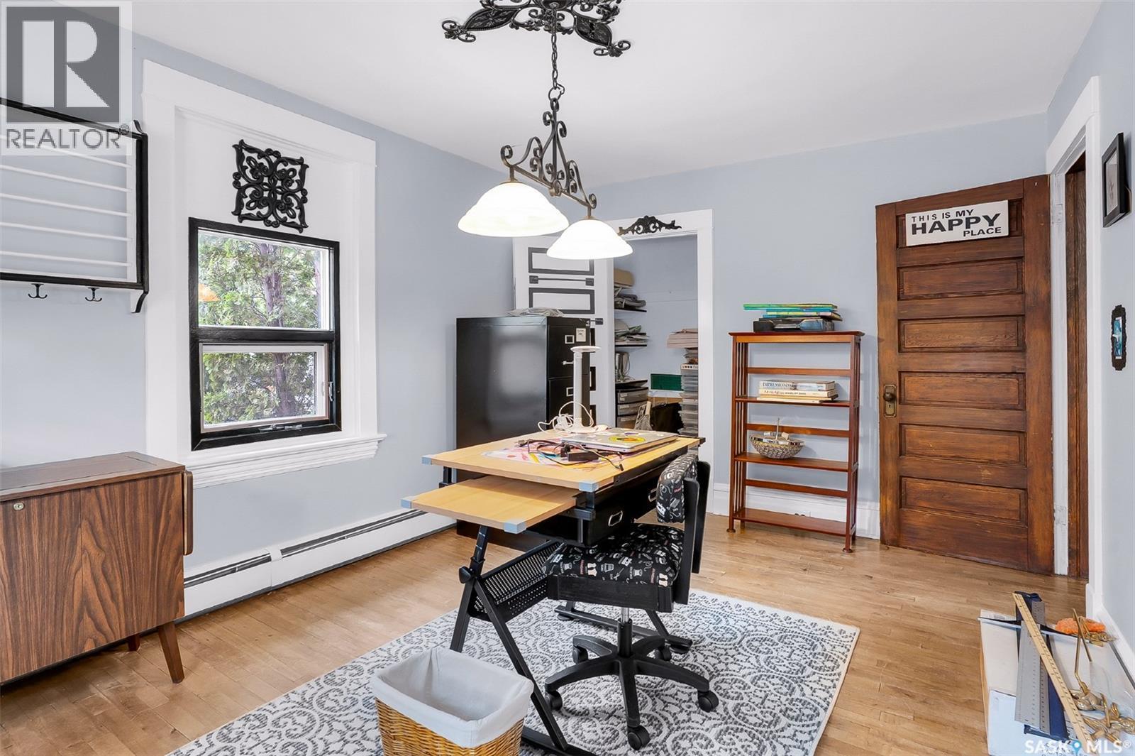 214 29Th Street W, Saskatoon, SK