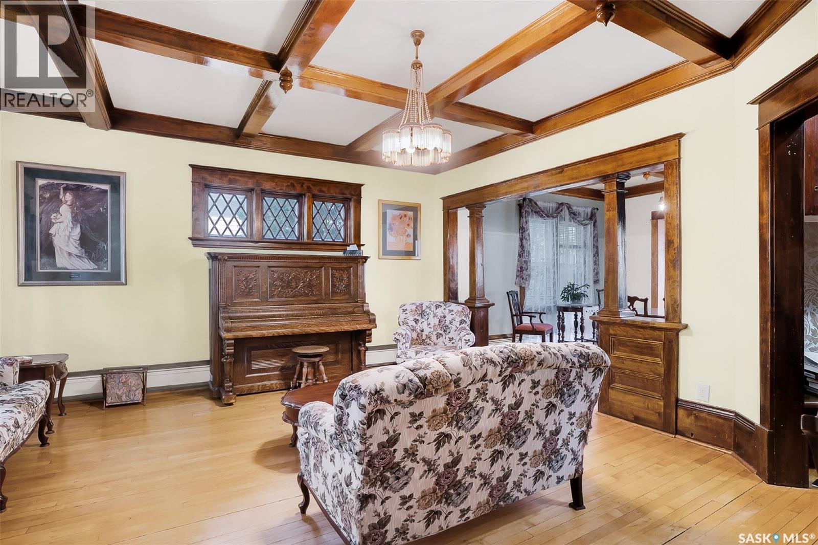 214 29Th Street W, Saskatoon, SK