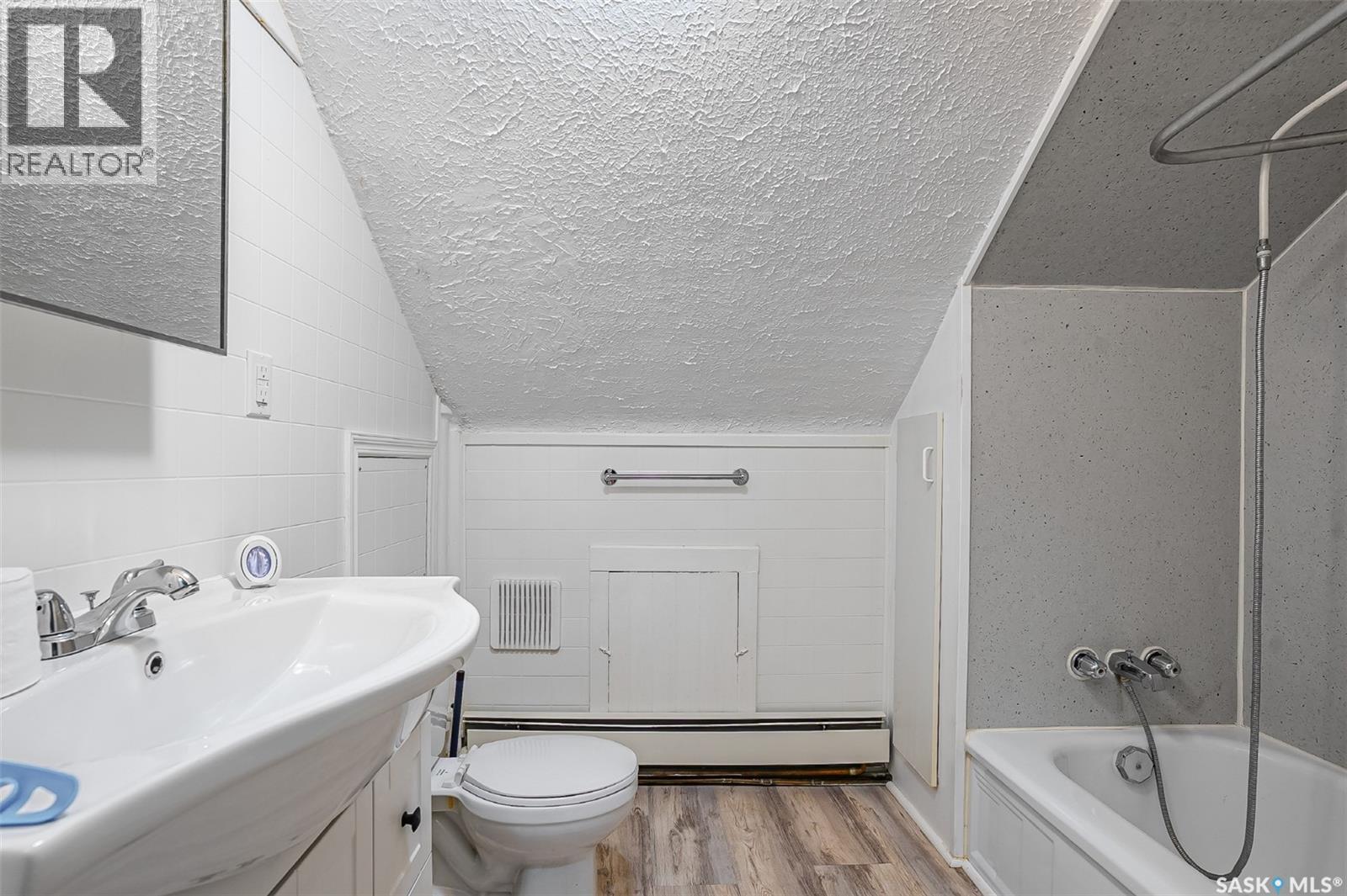 214 29Th Street W, Saskatoon, SK