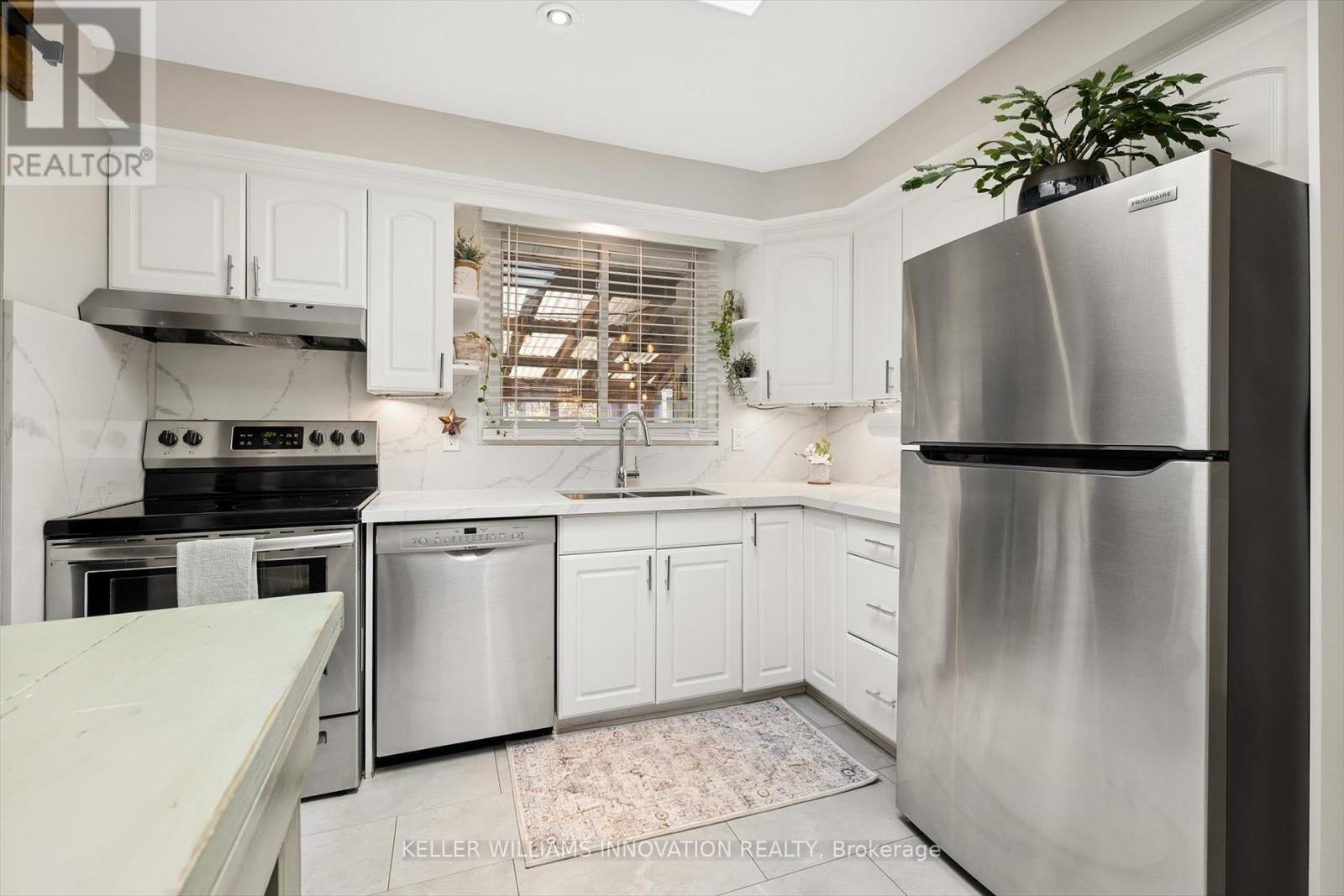 22 Brookside Crescent, Kitchener, ON