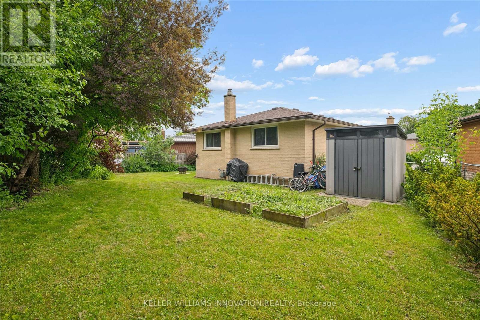 22 Brookside Crescent, Kitchener, ON