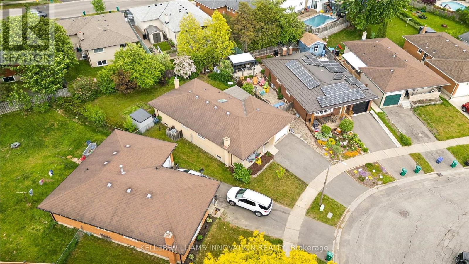 22 Brookside Crescent, Kitchener, ON