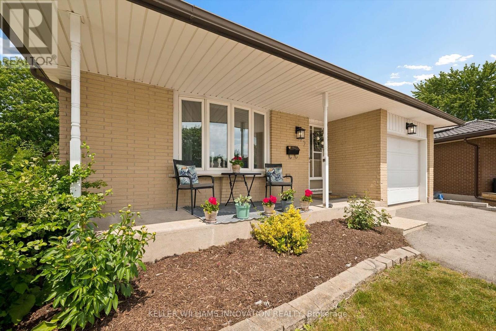 22 Brookside Crescent, Kitchener, ON