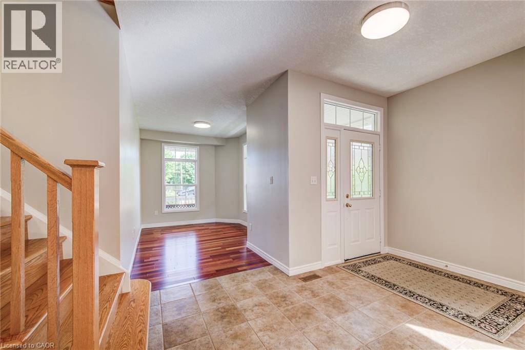 Den off main entry, perfect for working from home. - 712 Brookmill Place, Waterloo, ON