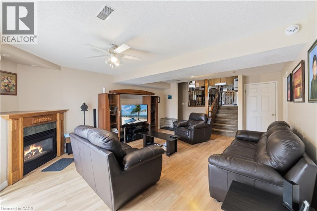 19 Sedona Court, Hamilton, ON