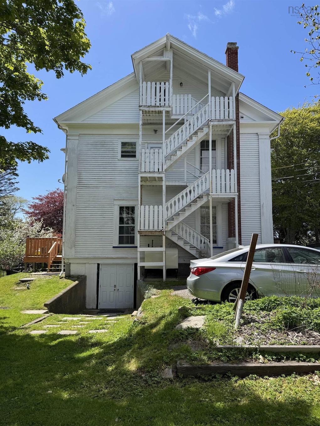 6 Chipman Lane, Yarmouth, NS