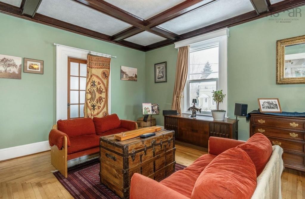 10352 1 Highway, Paradise, NS