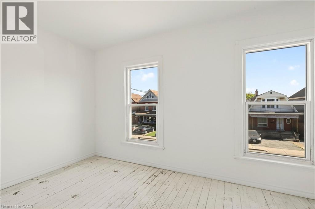 34 Edward Street, Hamilton, ON
