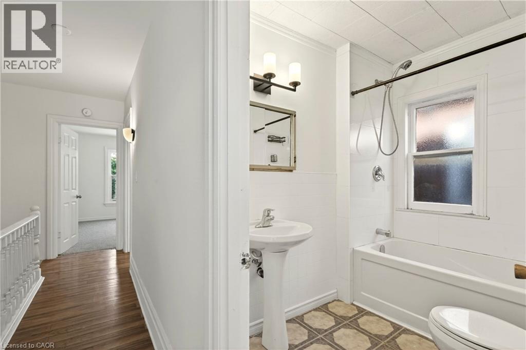 34 Edward Street, Hamilton, ON
