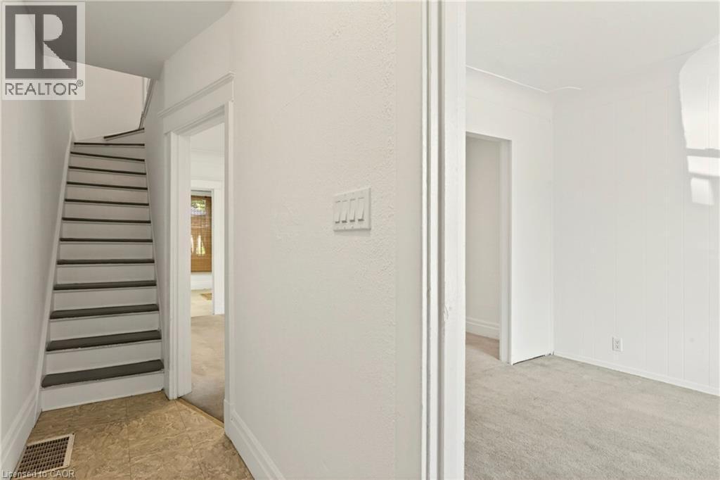 34 Edward Street, Hamilton, ON