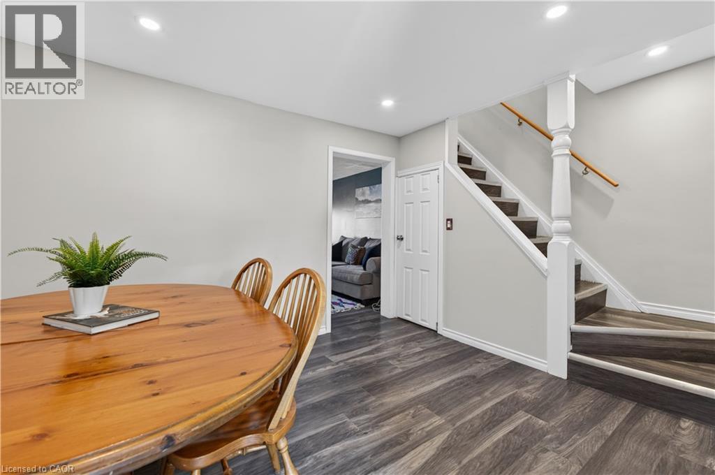 30 Cambridge Avenue, Hamilton, ON