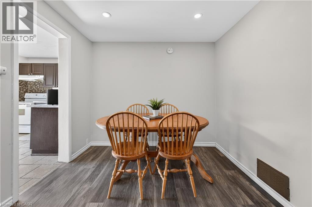 30 Cambridge Avenue, Hamilton, ON