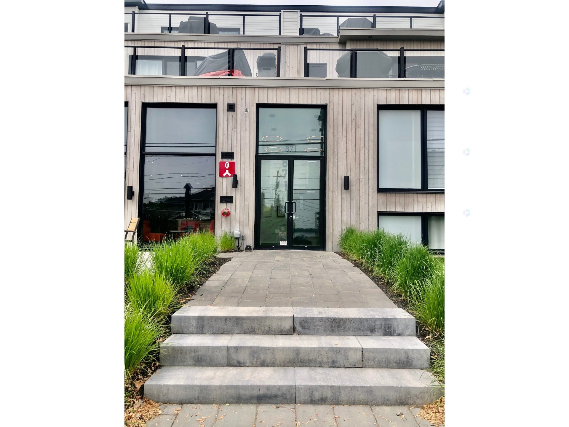 Façade - 305-871 Rue Notre-Dame, Repentigny (Repentigny), QC