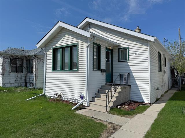 1076 Spruce St, Winnipeg, MB