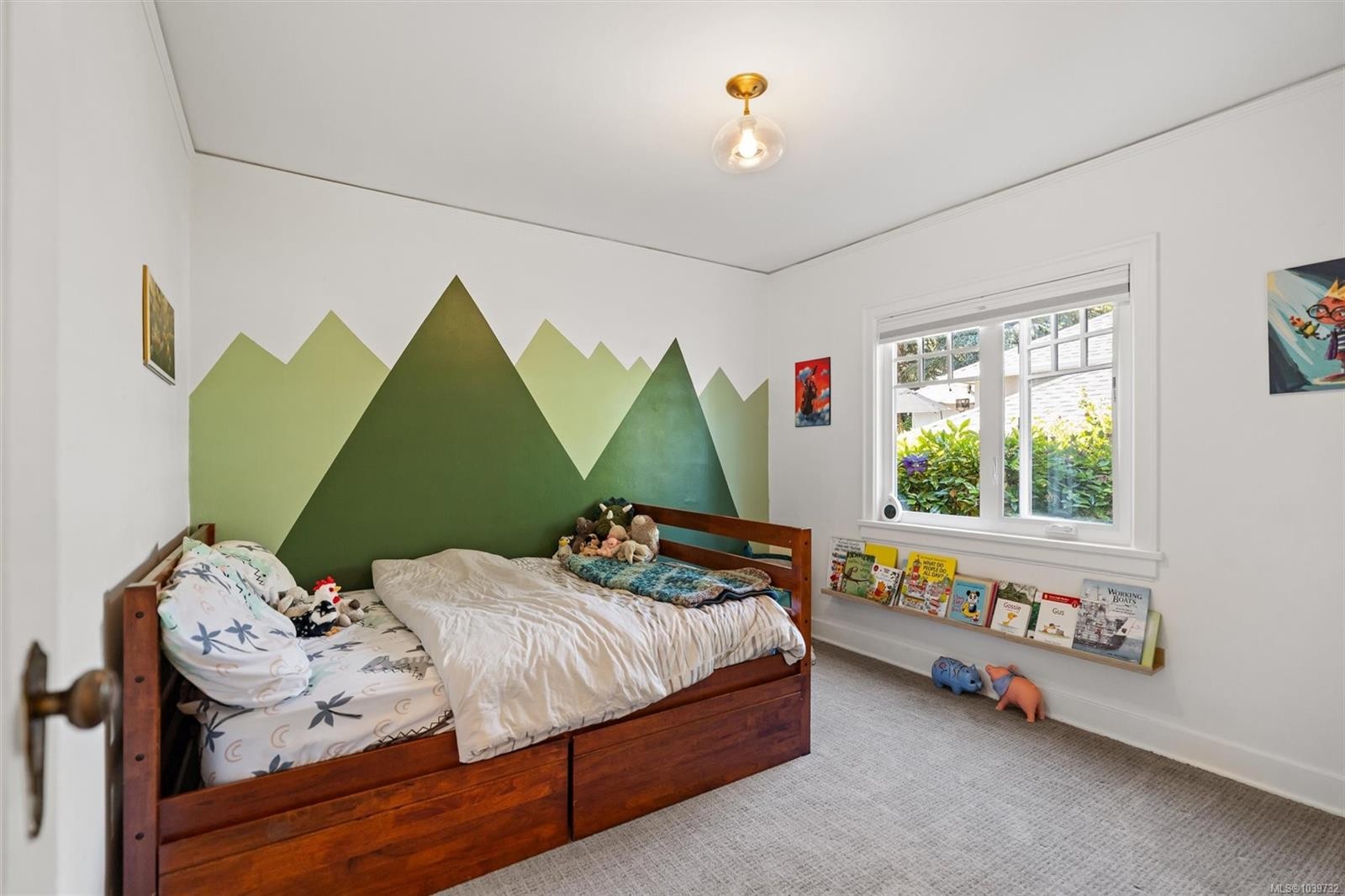 1166 Transit Rd, Oak Bay, BC
