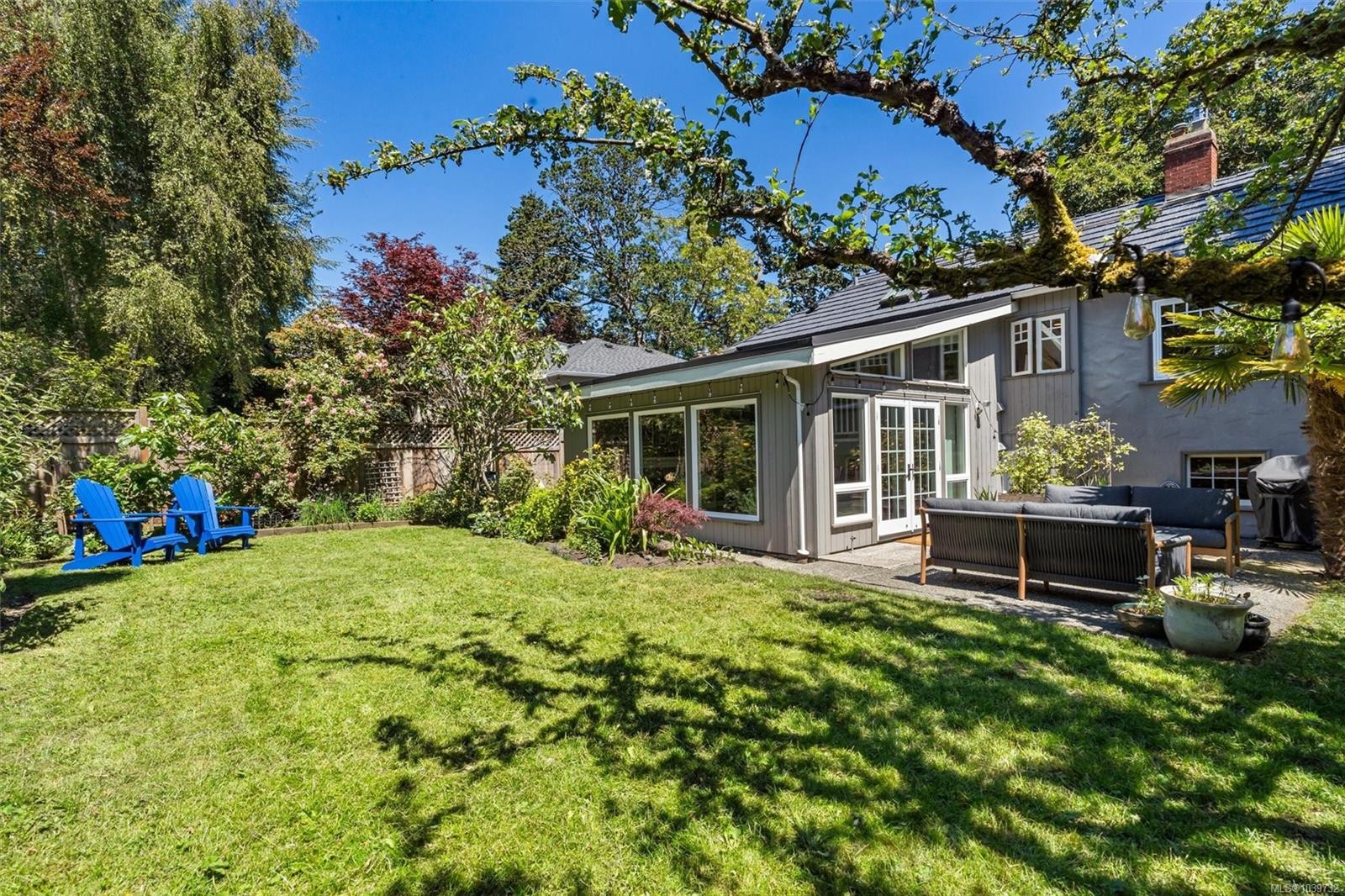 1166 Transit Rd, Oak Bay, BC