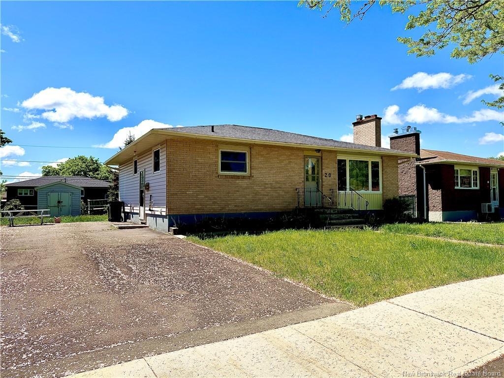 20 Danforth St, Moncton, NB