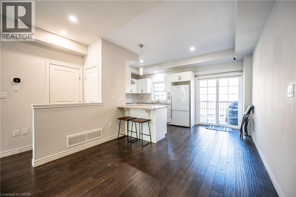 5 Whitehaven Lane, Kitchener, ON