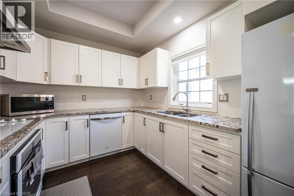 5 Whitehaven Lane, Kitchener, ON