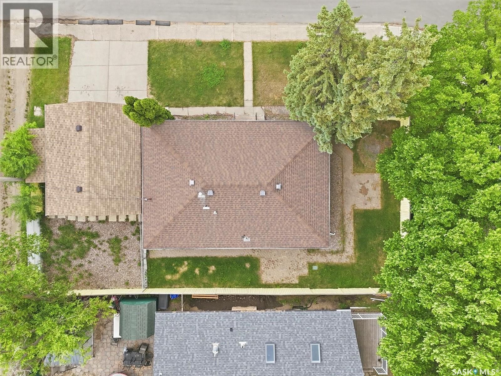 99 Lindsay Drive, Saskatoon, SK