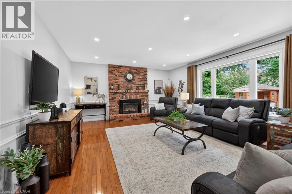 32 Symphony Place, Ancaster, ON