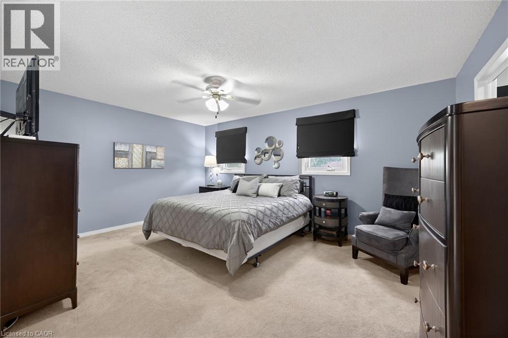32 Symphony Place, Ancaster, ON
