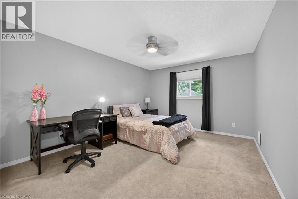32 Symphony Place, Ancaster, ON
