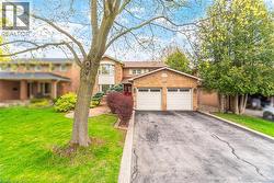1004 ROXBOROUGH Drive Oakville, ON L6M 1E3