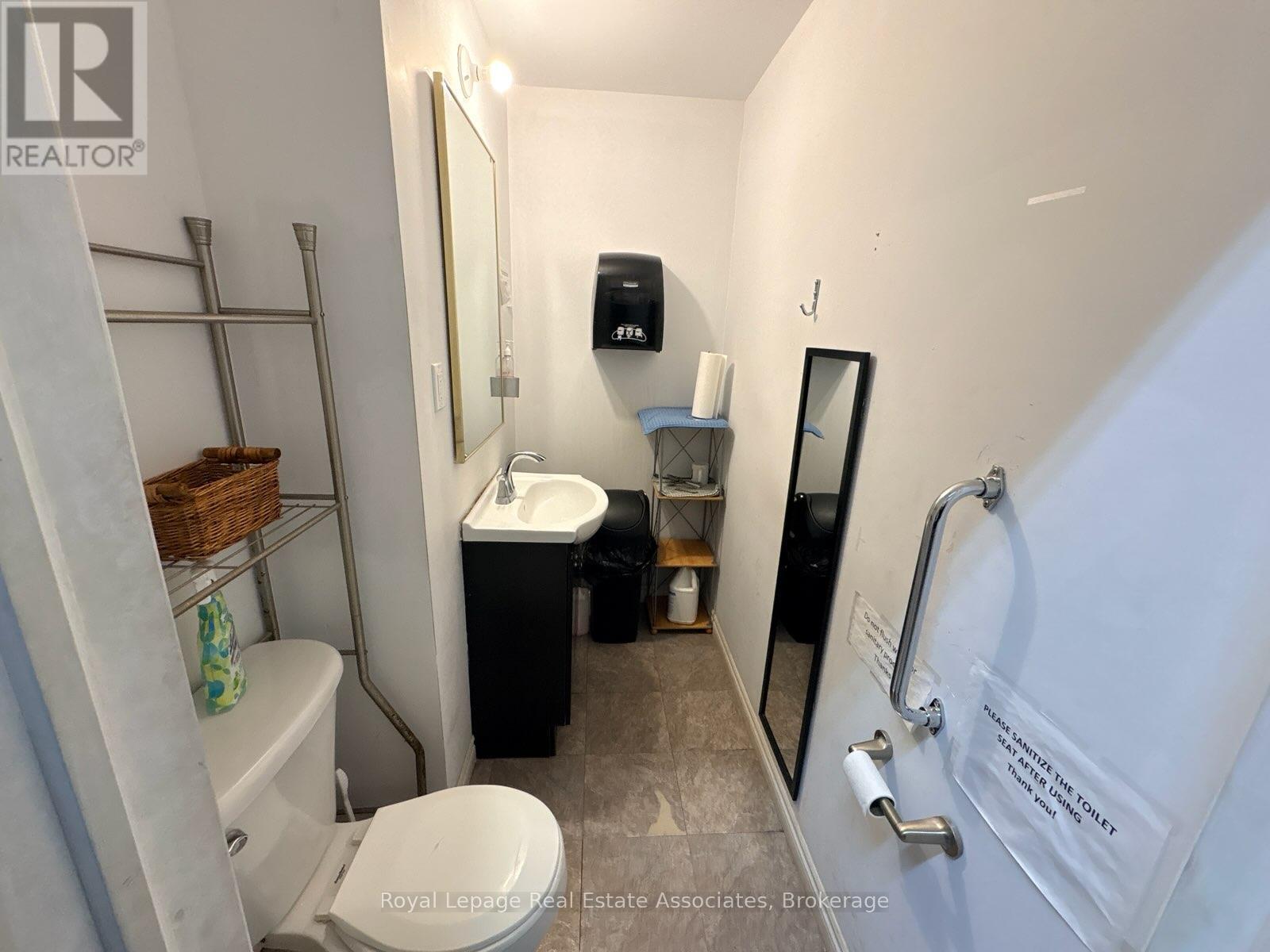 428 King Street W, Hamilton, ON