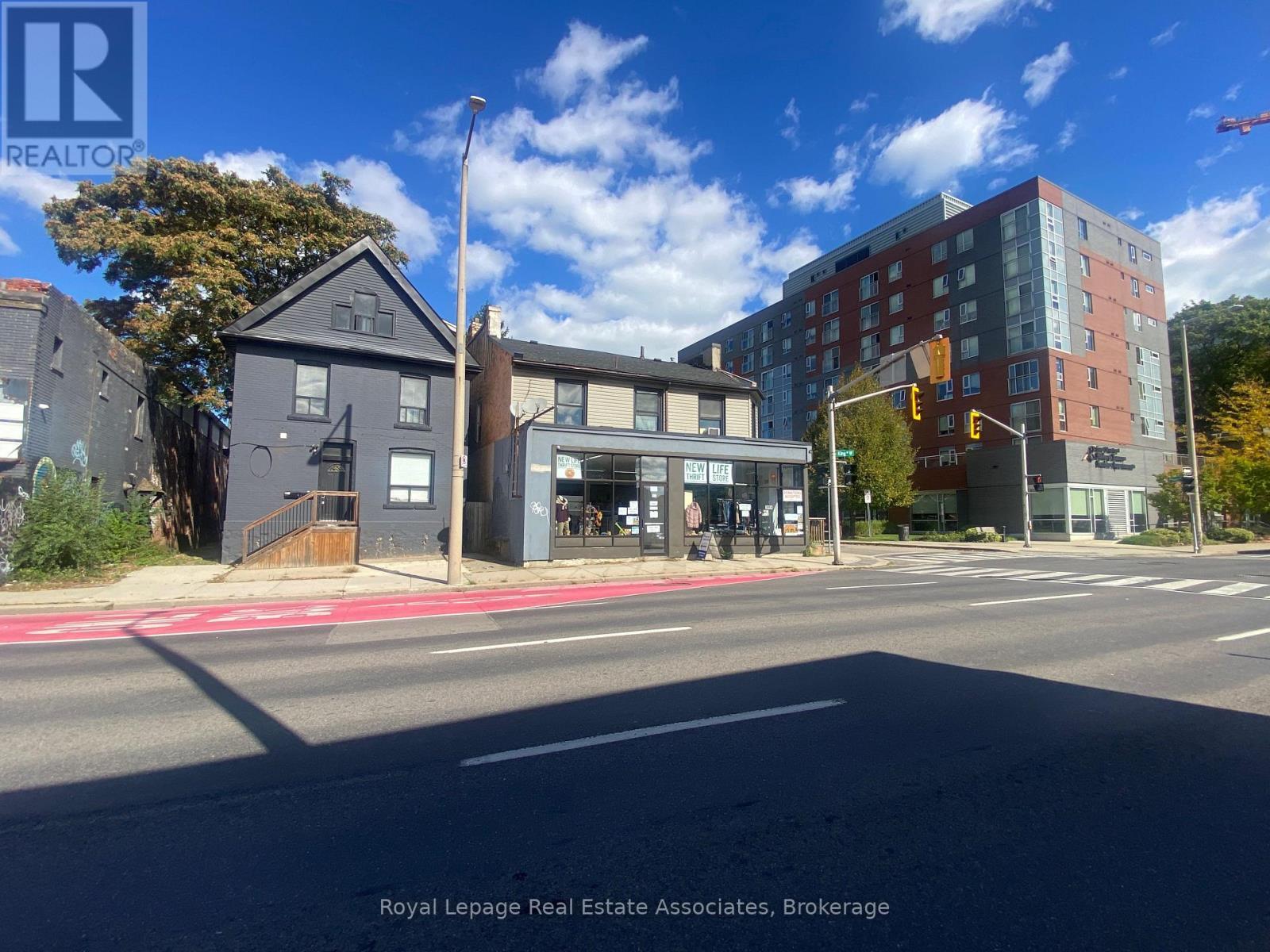 428 King Street W, Hamilton, ON
