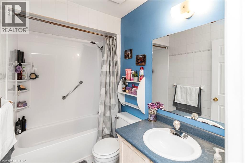 127 Terni Boulevard, Hamilton, ON